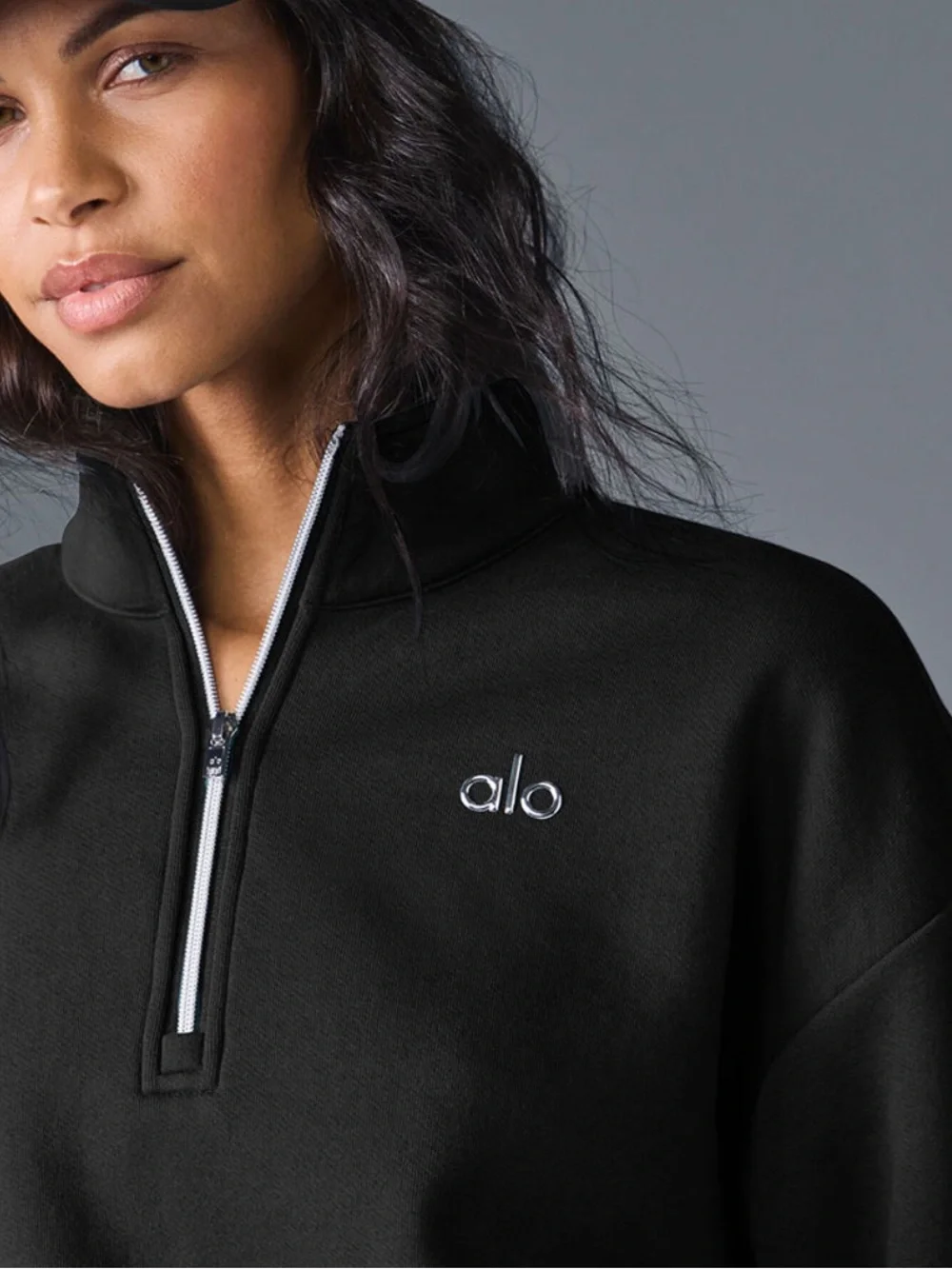ALO Accolade 1/4 Zip Pullover - Black. Size XS.  Good Used Condition.