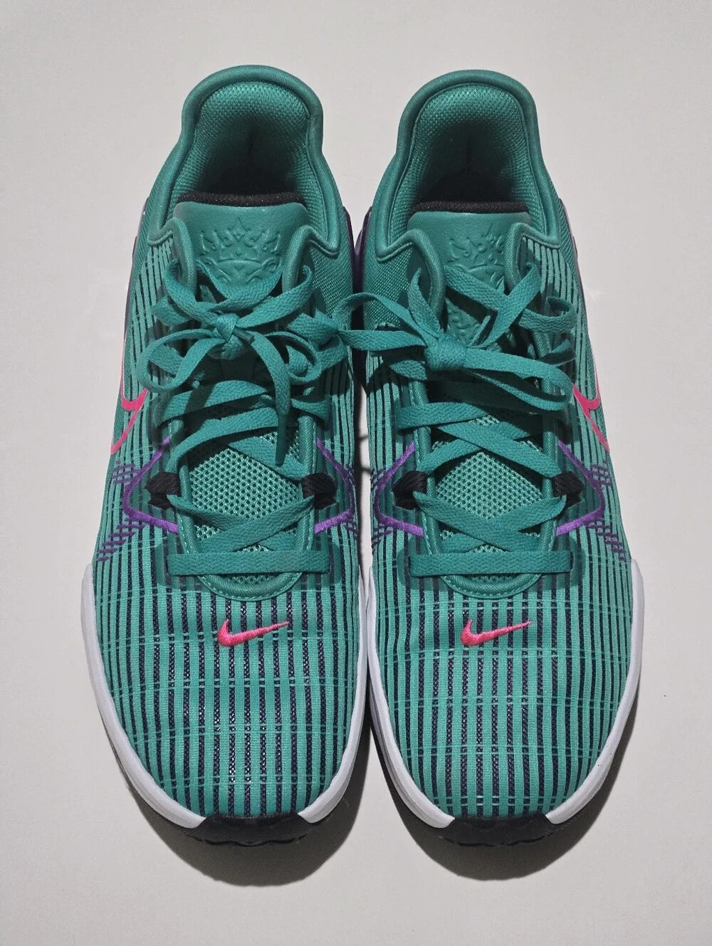 Nike LeBron Witness 6 'Emerald Berry Mens' Size 12 | Style Code: CZ4052-300