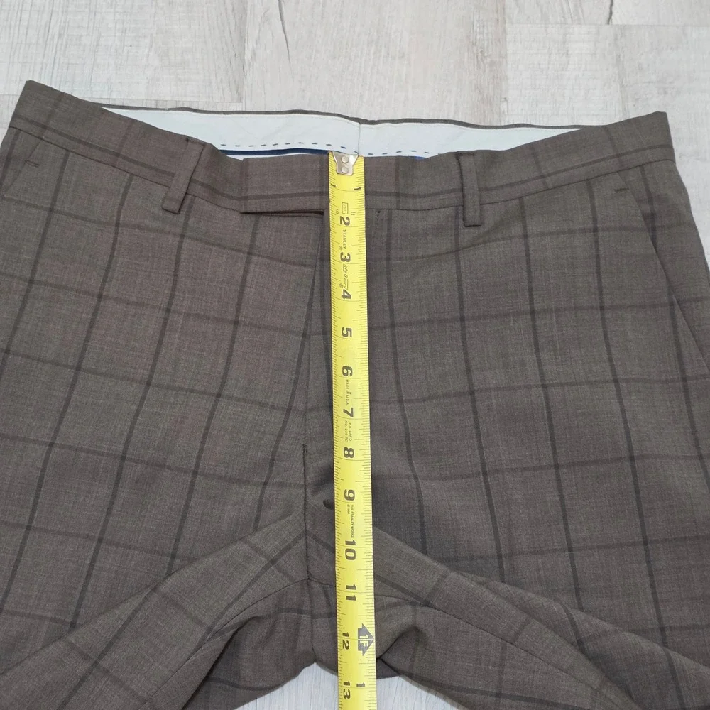 Paul Fredrick tailored flat