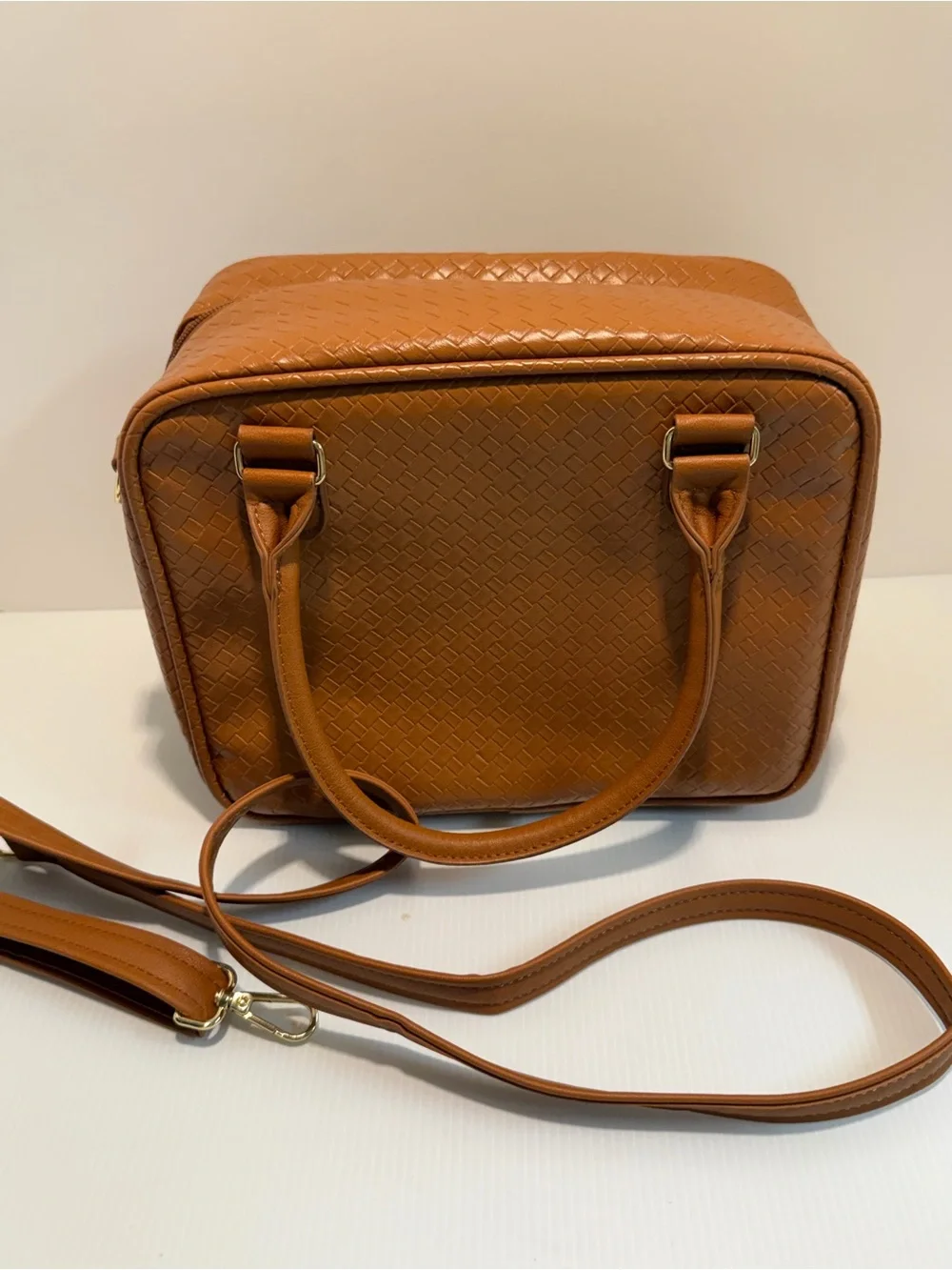 Veronica Jamison by Artic Zone faux leather