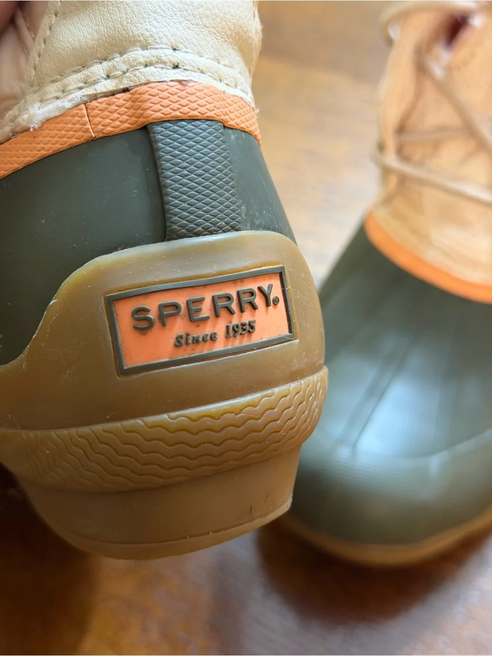 Sperry quilted duck