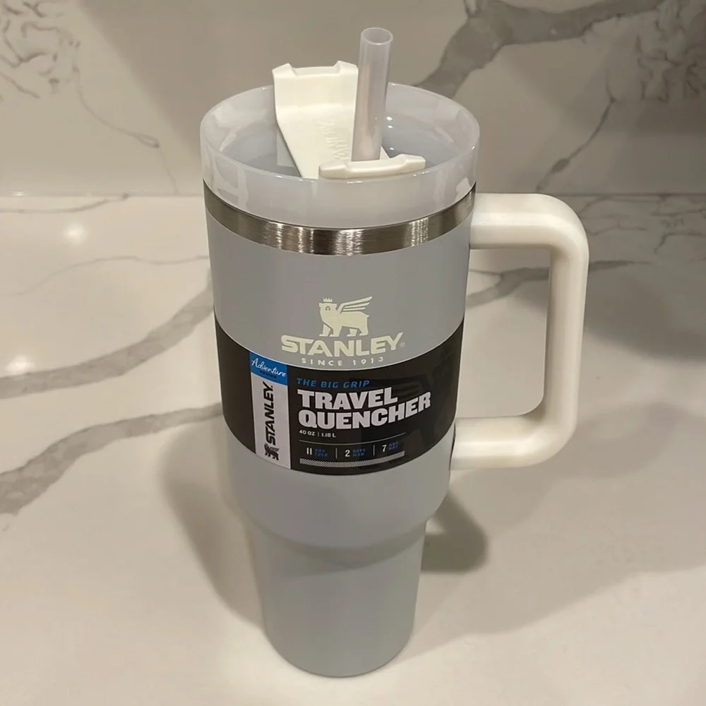 Stanley - GRANITE (Gray) - 40 oz ‘OG’ Adventure Quencher Travel Tumbler  - NWT!