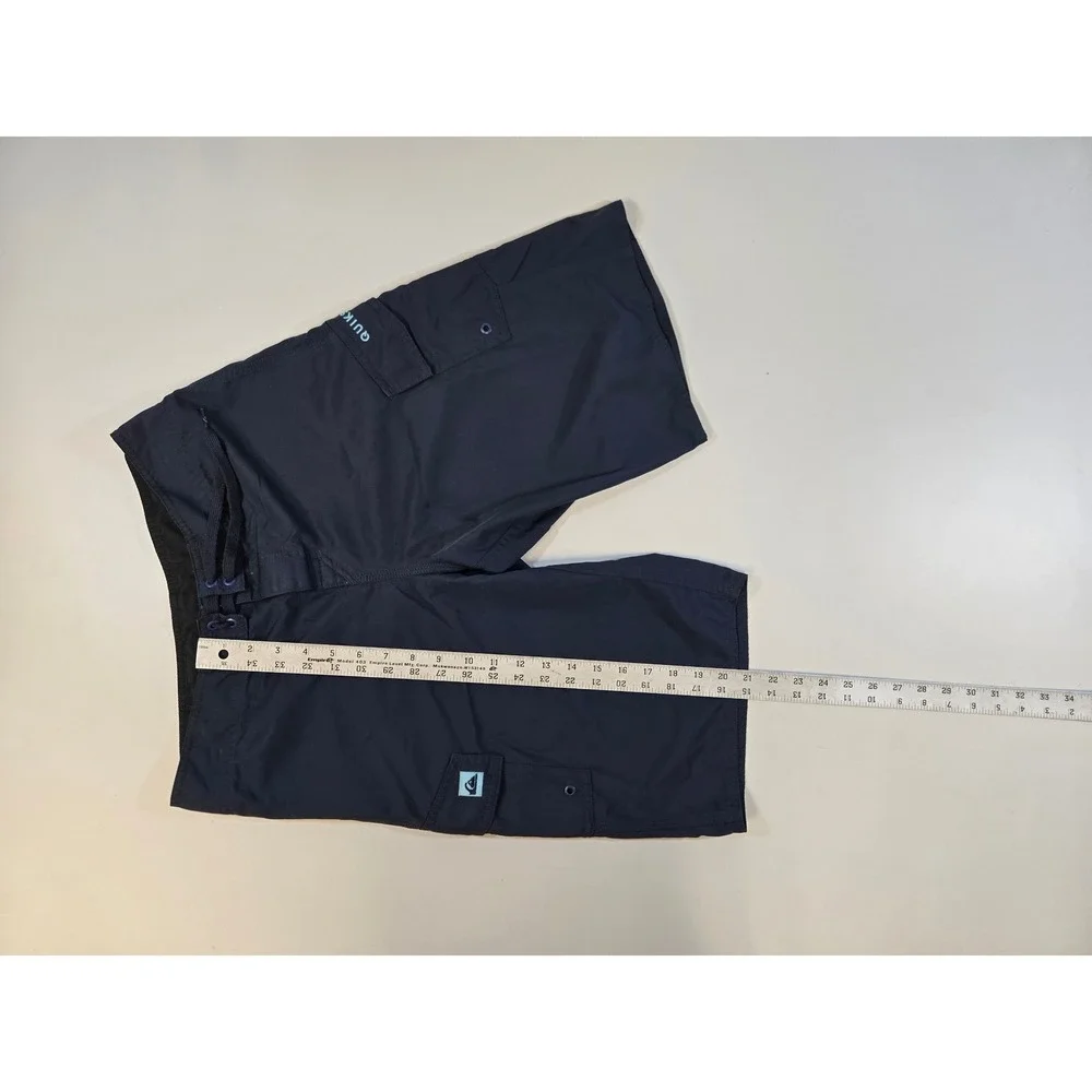 Quiksilver brand design shorts