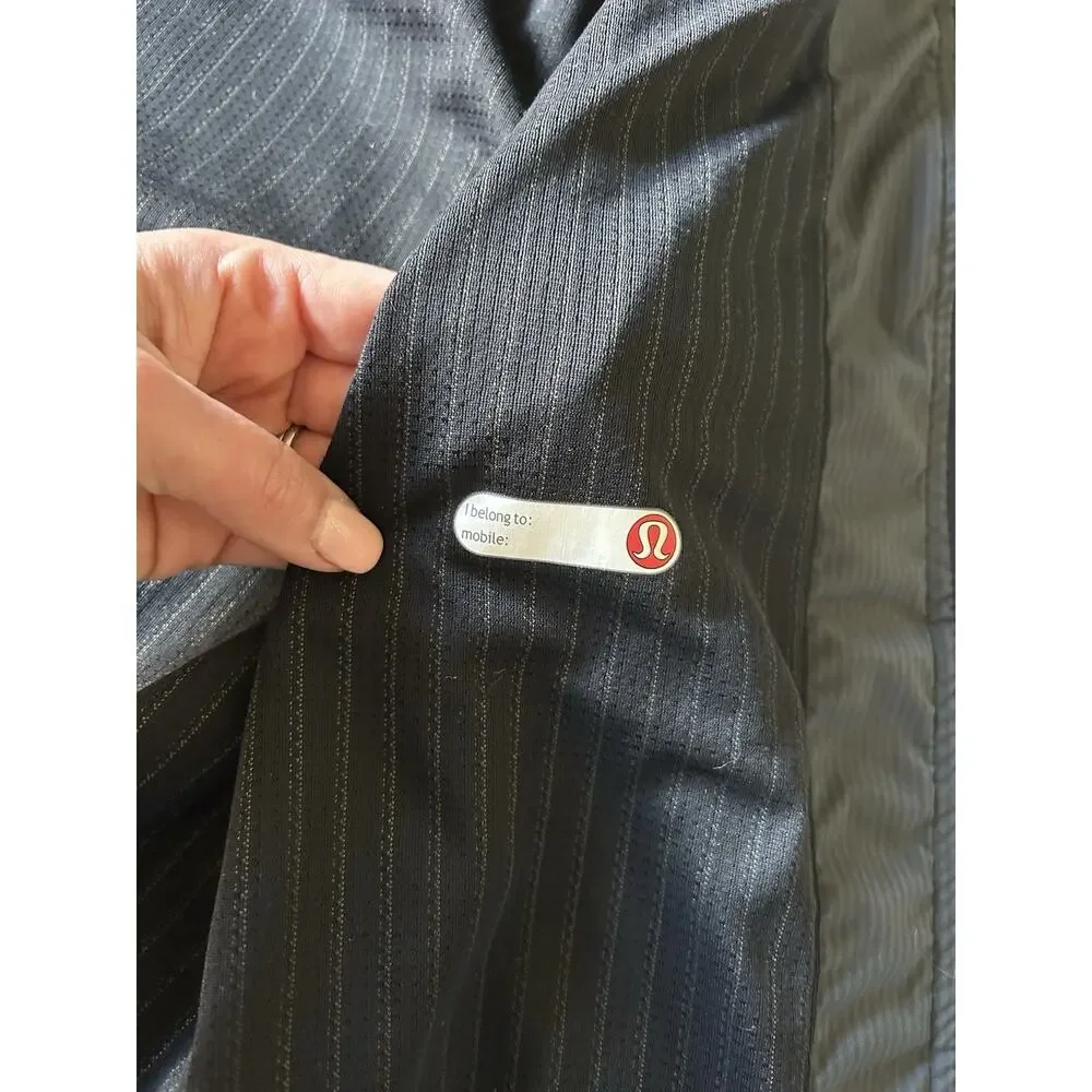 lululemon athletica excellent no
