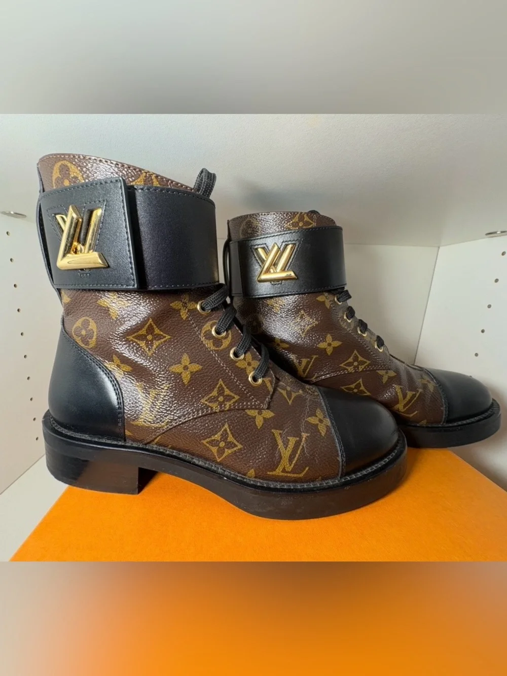 Louis Vuitton louis vuitton