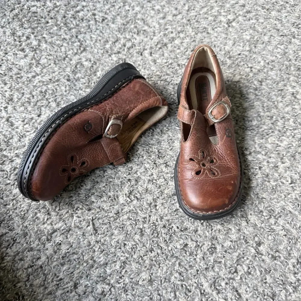 Born buckle shoes comfort