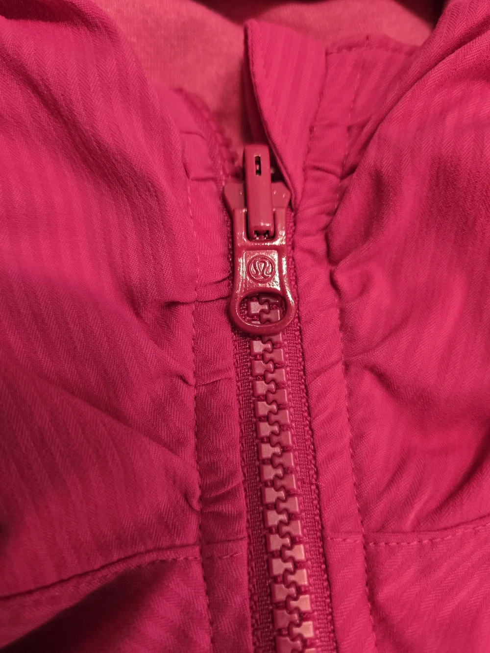 lululemon athletica lightweight hooded