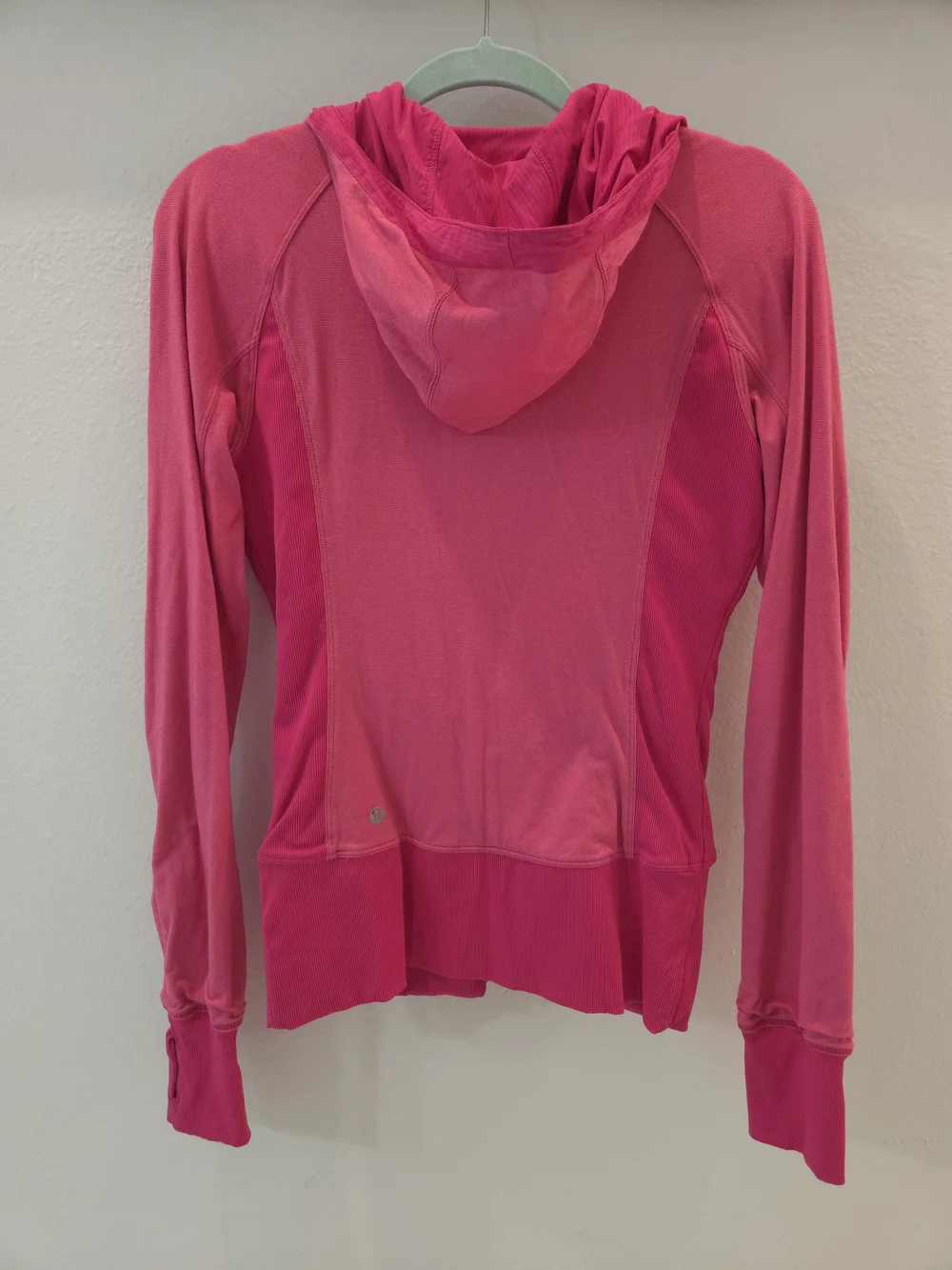 lululemon athletica lightweight hooded