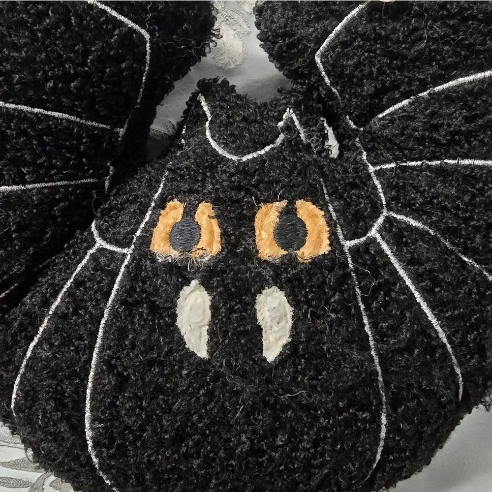 Nwt Decorative Halloween Boucle Bat Pillow, 22