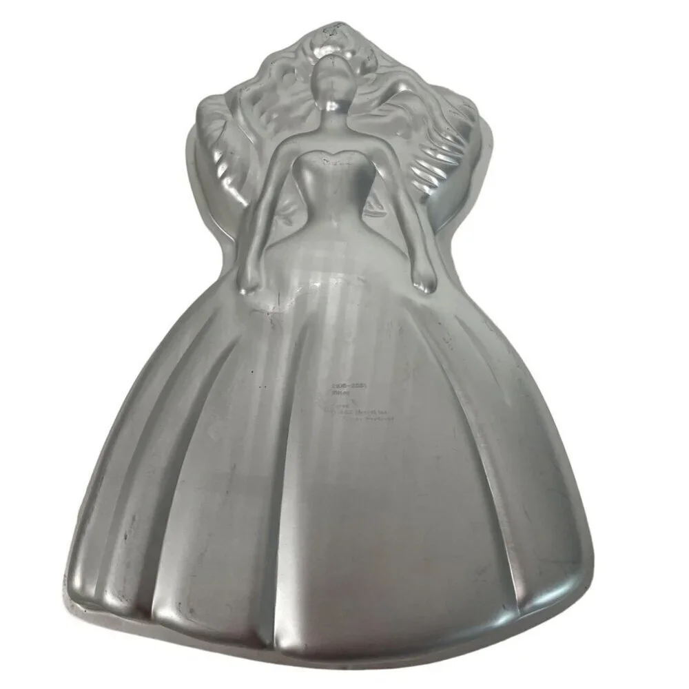 Wilton Princess Barbie 1992 Full Body Cake‎ Pan Mold 2105-2551