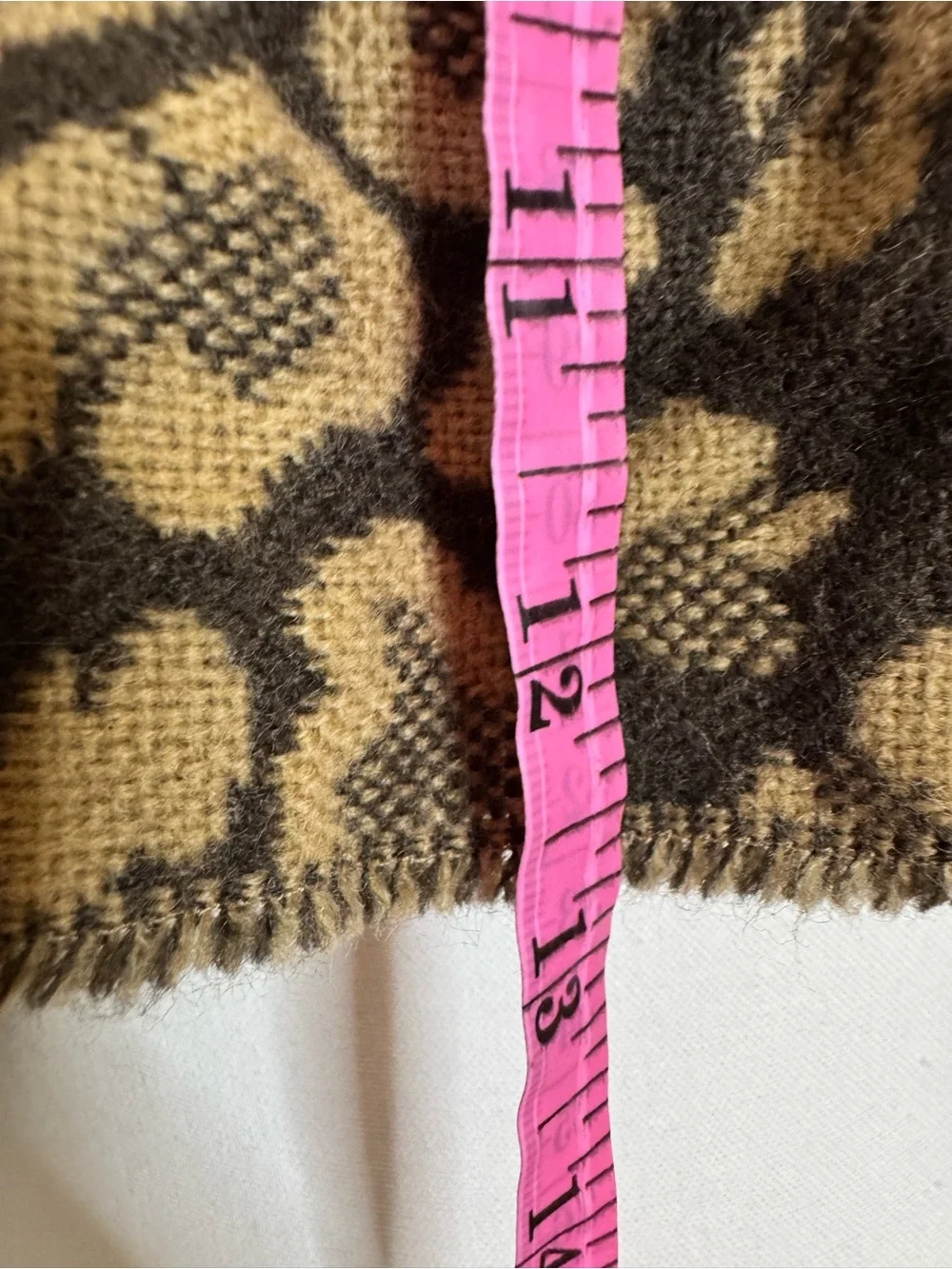 Unbranded soft knit