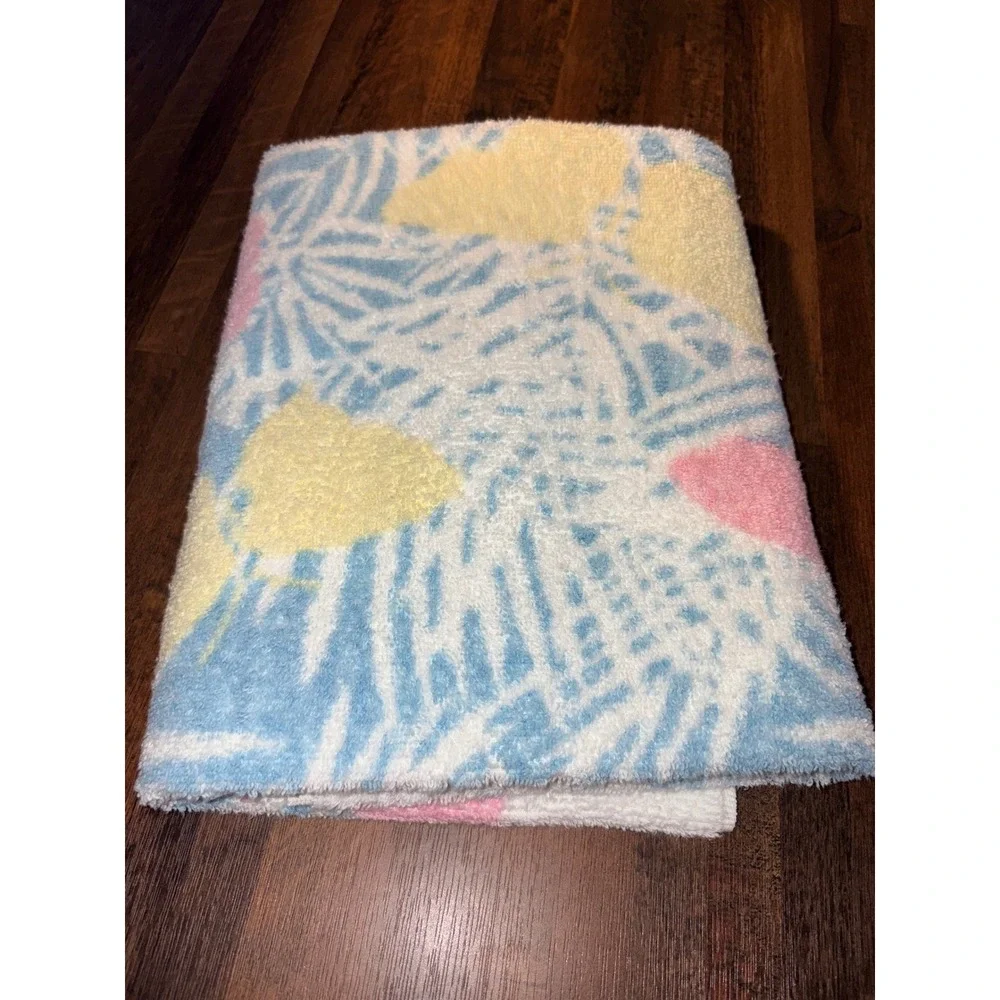 Vintage RA Briggs Butterfly Palm Leaf Bath Towel Pastel Pink Blue Yellow White