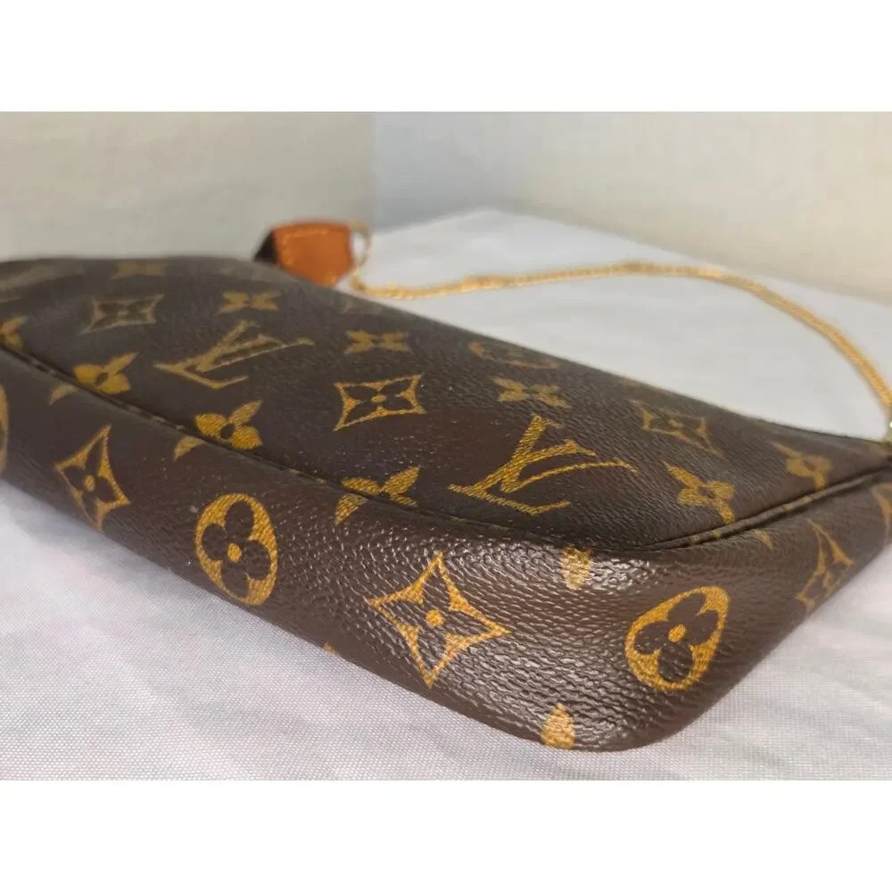 Louis Vuitton Monogram Pochette Accessoires SL0928 Shoulder Bag LV Monogram