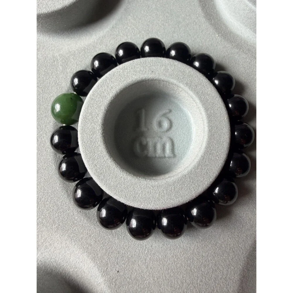 Handmade circle deep