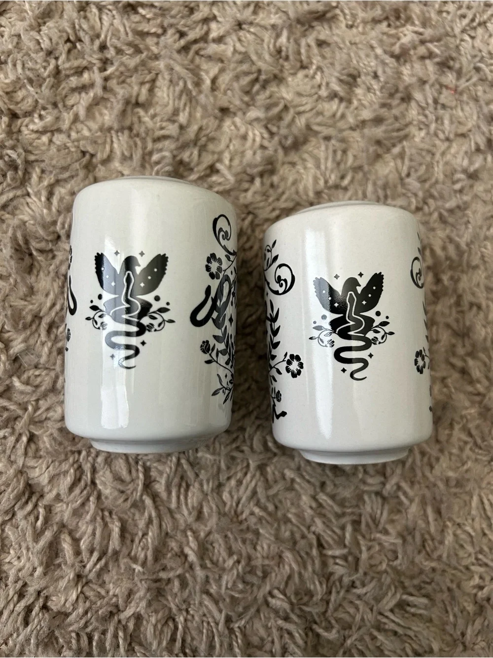 Owlcrate pair white