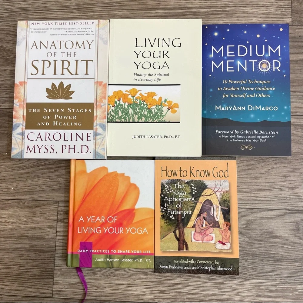 Spiritual Book Bundle Lot of 5 Yoga, Medium Mentor, Anatomy of Spirit Paperbacks