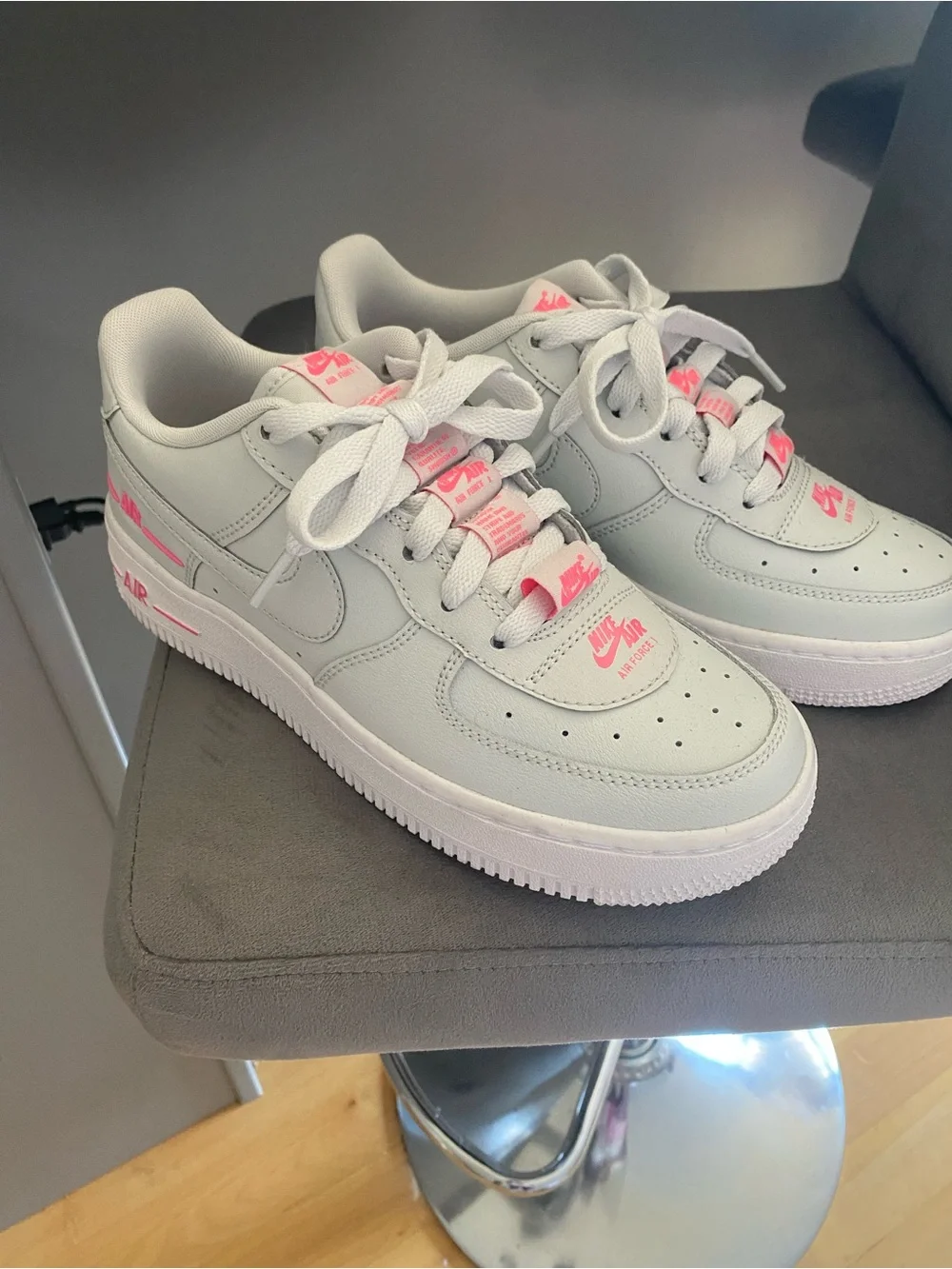 Nike Low-Top Sneakers — Light Gray with Pink Accents worn once maybe an hour