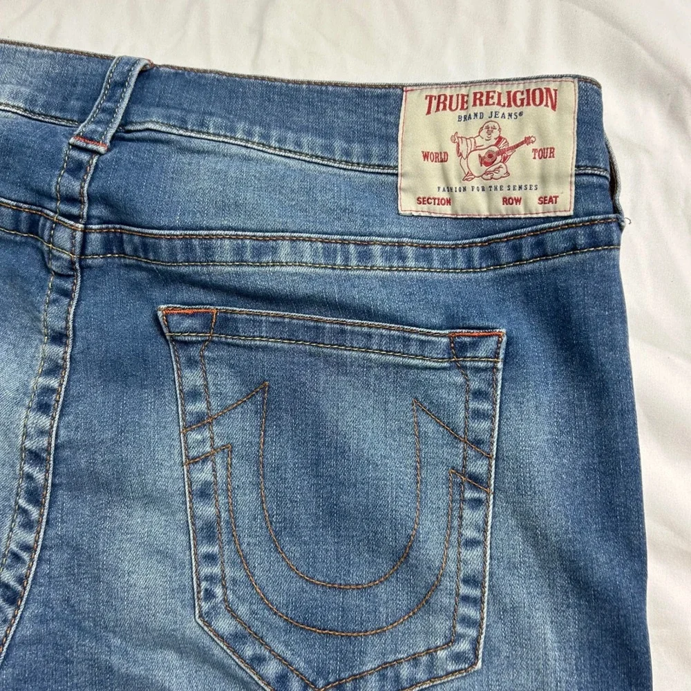 True Religion them relaxed