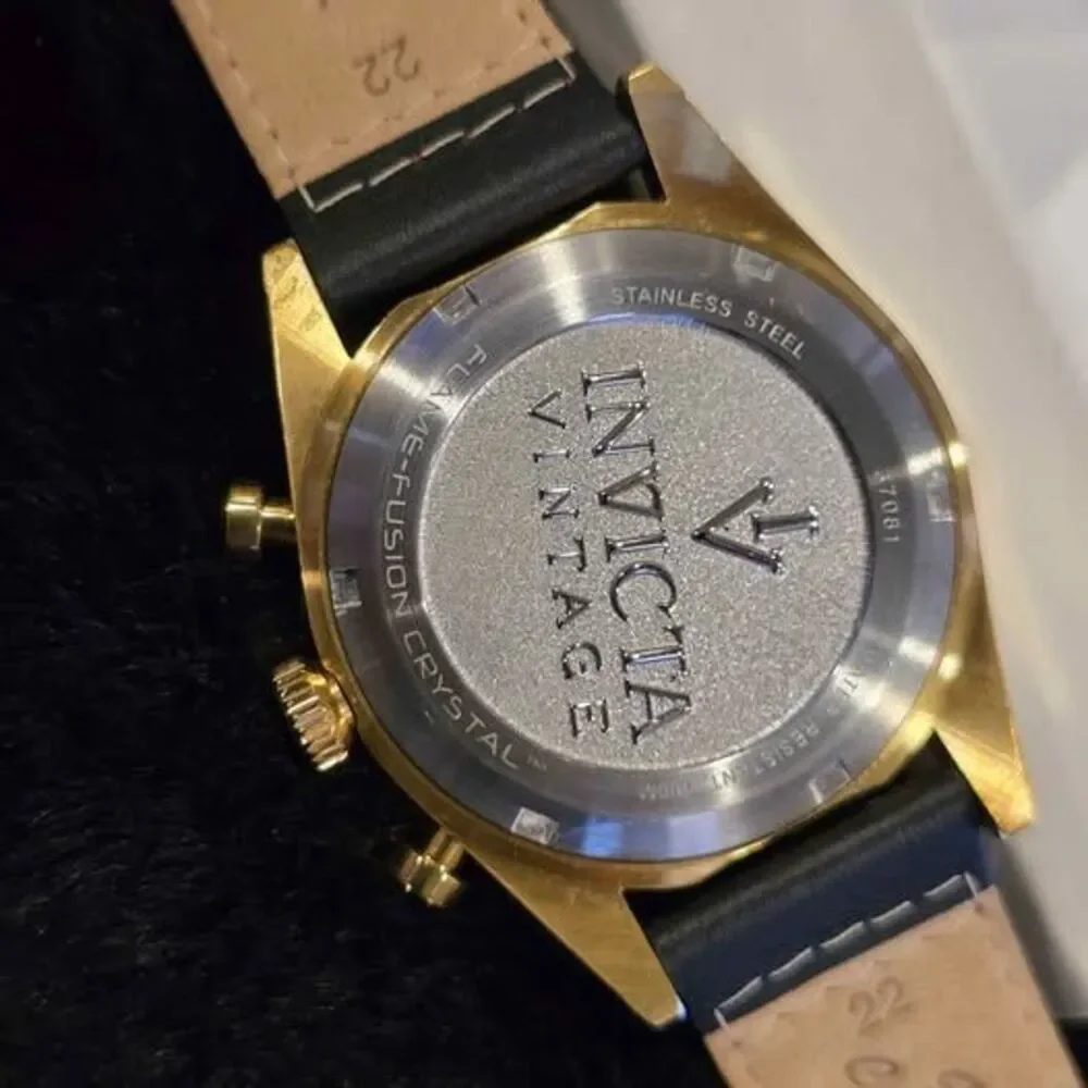 N/A elegant invicta