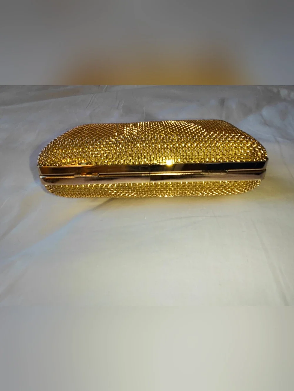 VTG Gold Mesh Evening Clutch Kiss Lock Black Velvet Flock Lining Hard Shell Case