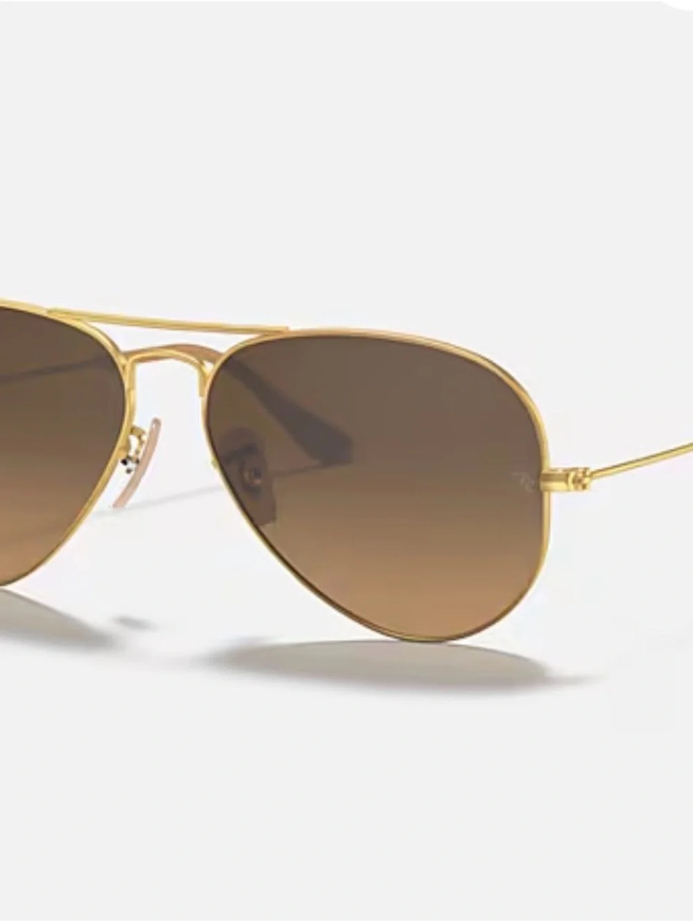 Ray-Ban iconic ray
