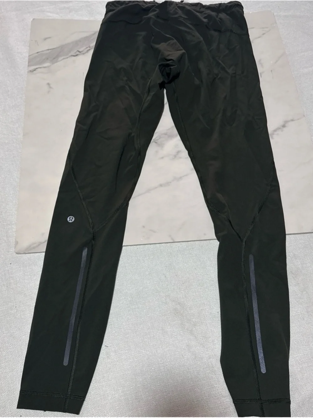 lululemon athletica sleek black