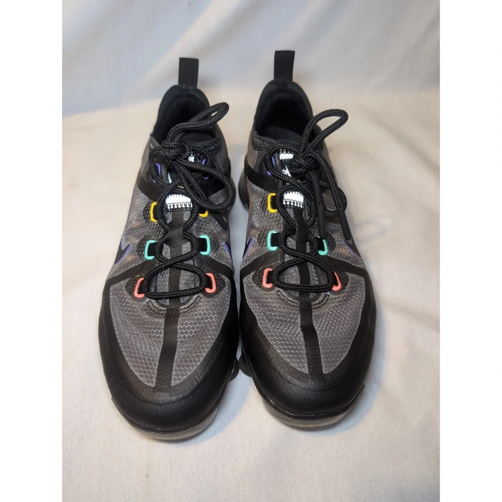 Nike Air VaporMax Synthetic Low Top Sneakers  Shoes/Black/Multicolor Size 5Y