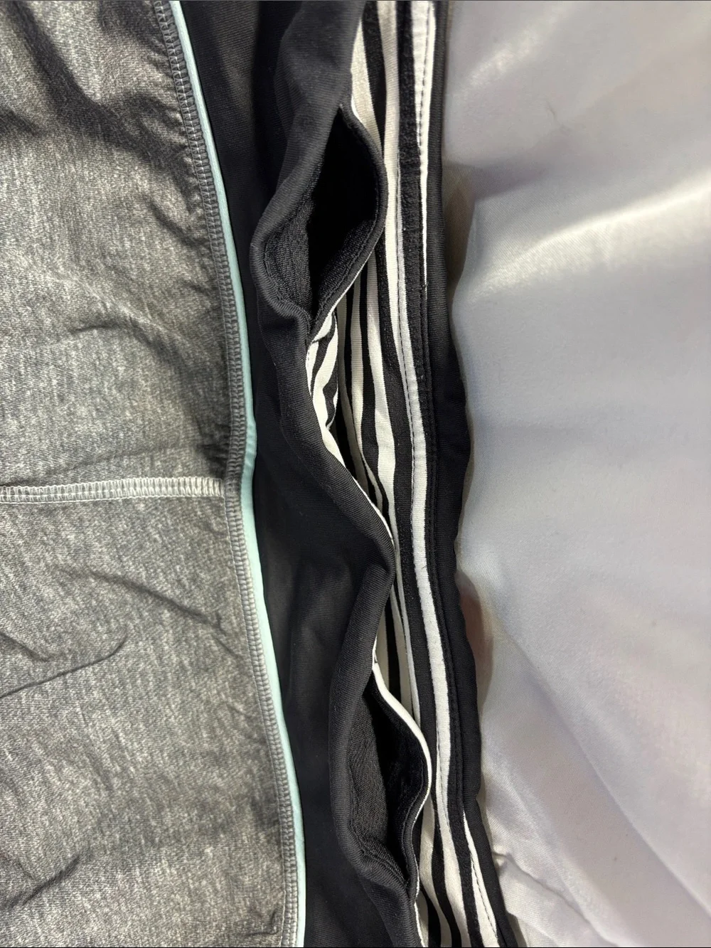 lululemon athletica detail waistband