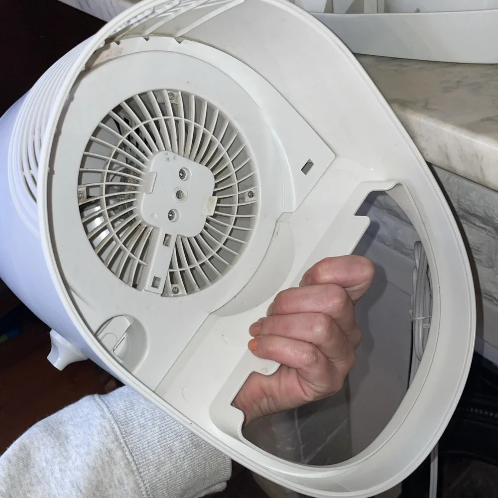 Holmes hcm1100 white