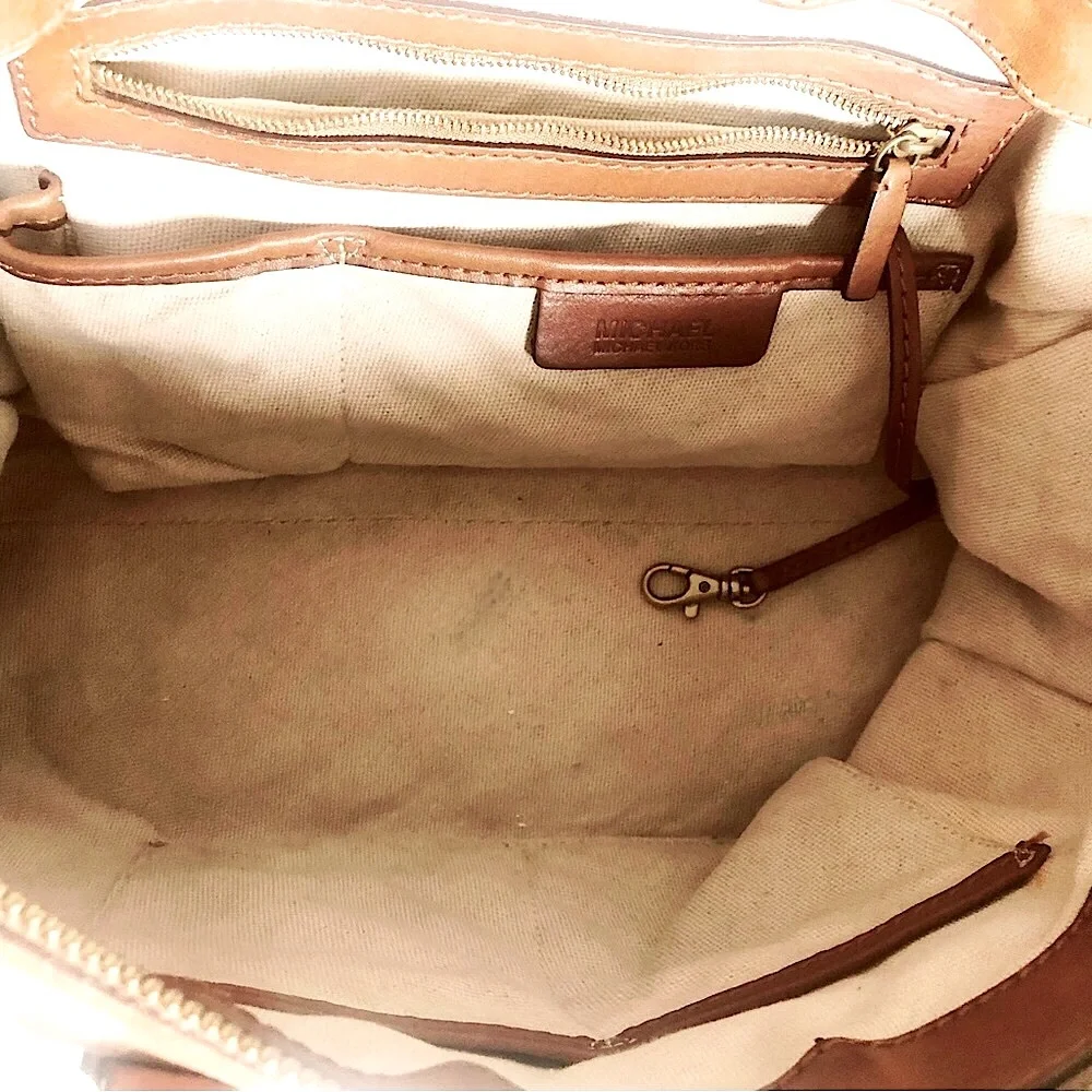 Michael Kors tan mk