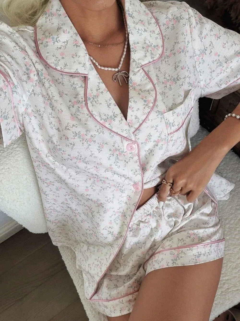 N/A 98% polyester