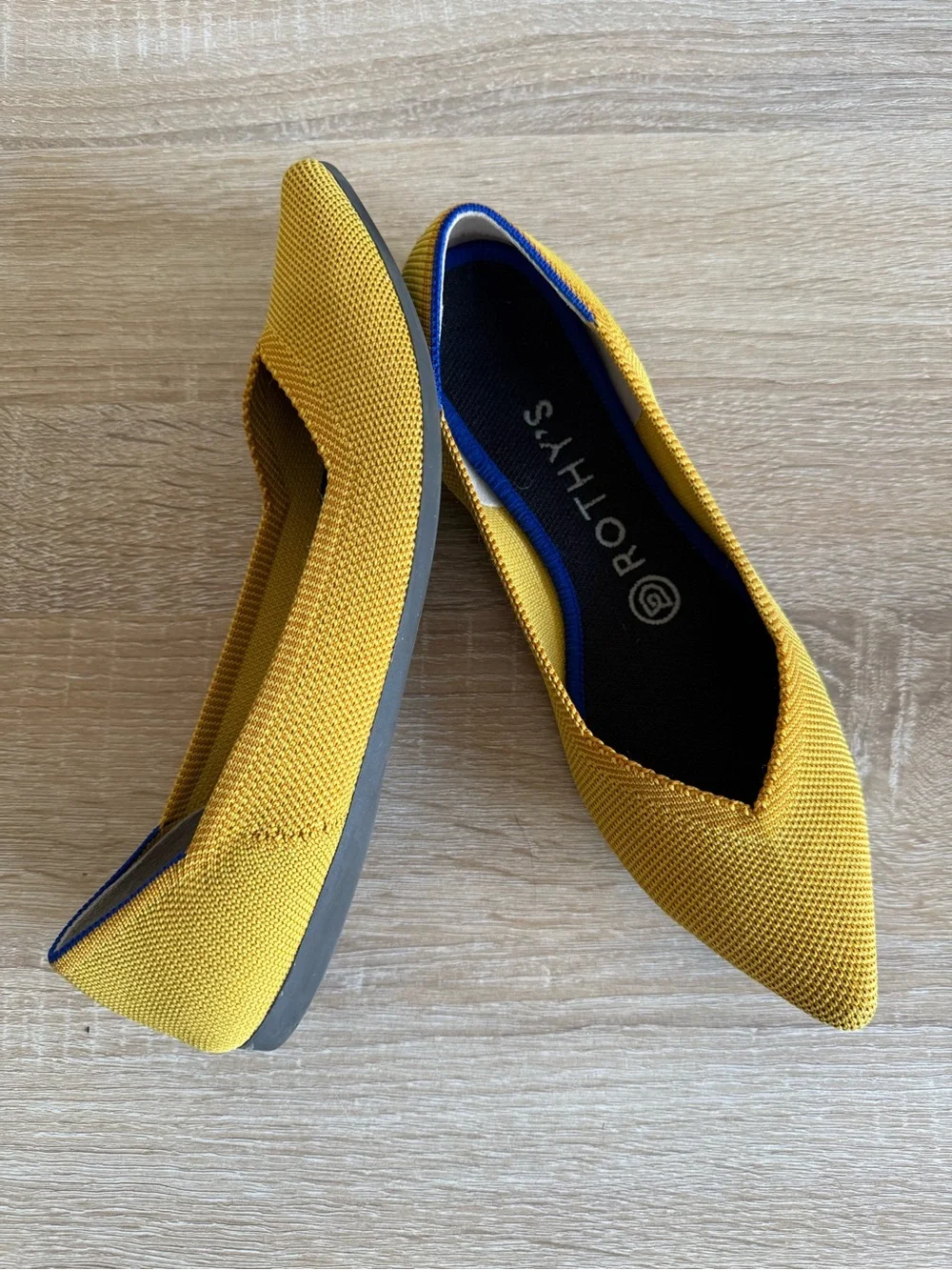 Rothy's The Point Flats in Marigold Yellow Sz 7
