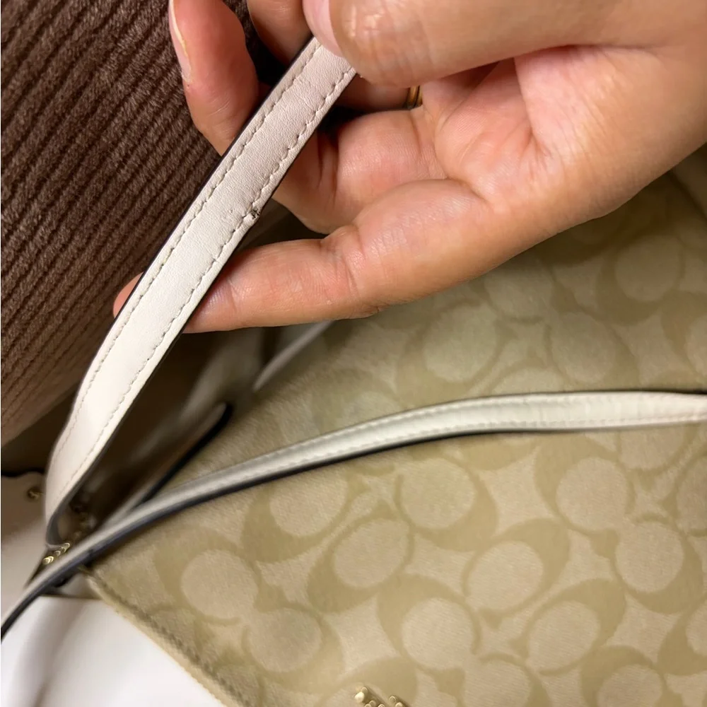 Coach beige tan