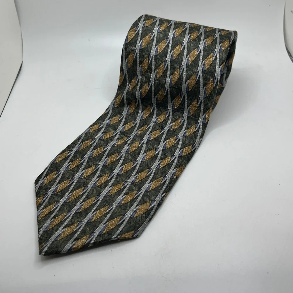 Claiborne‎ Men's Necktie Olive Green Gold Diamond USA Made Silk Blend
