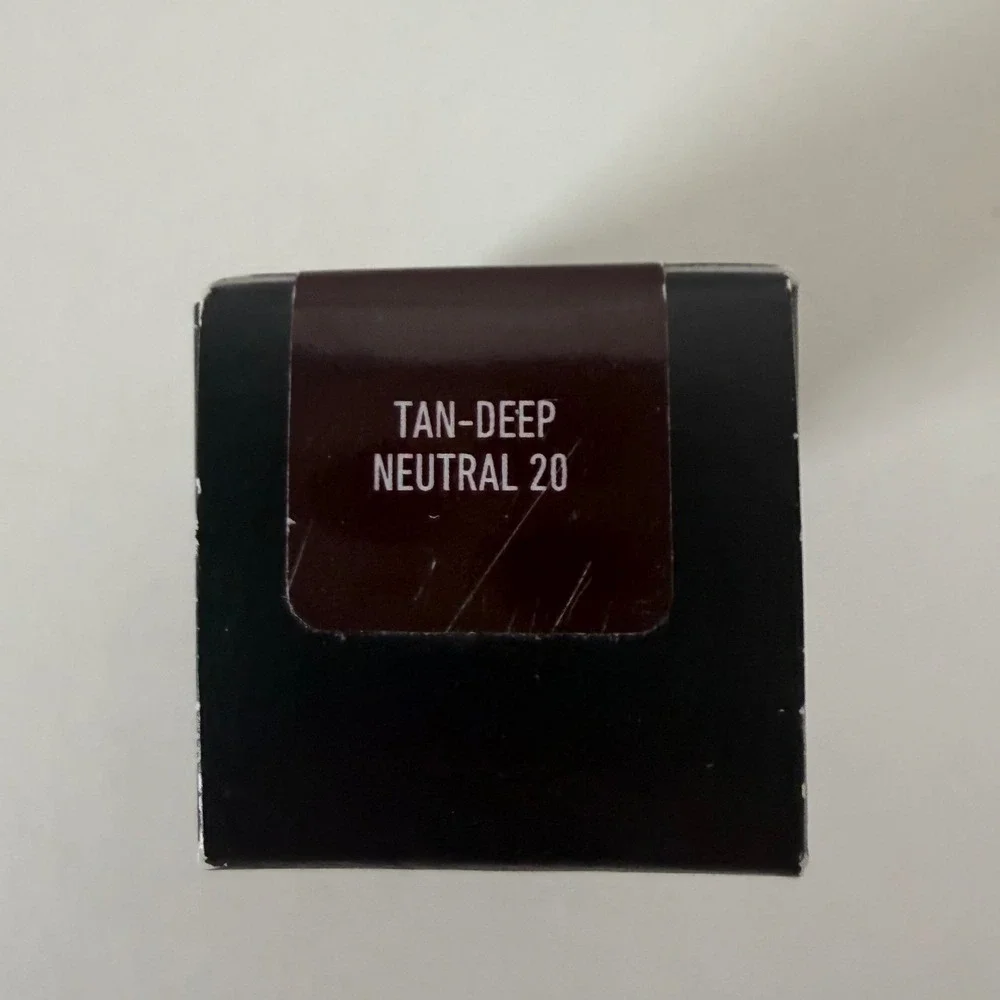 KVD Vegan Beauty •	brand kvd