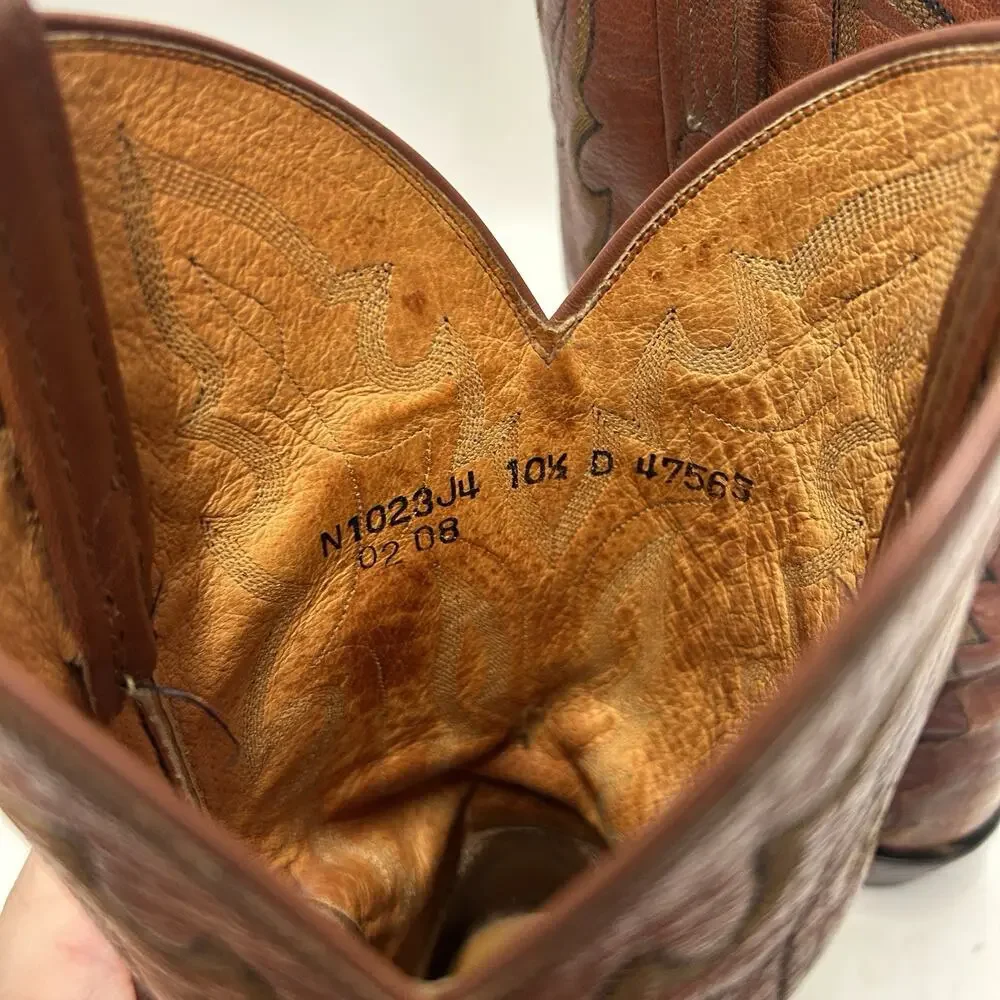 Lucchese this item
