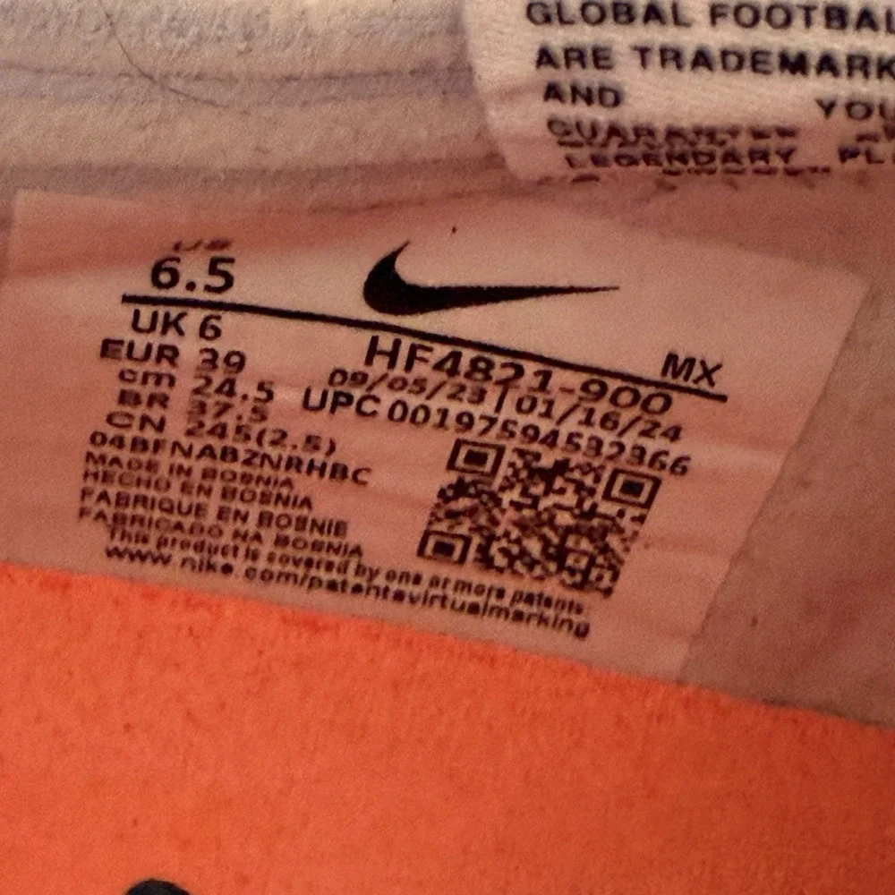 Nike mens size