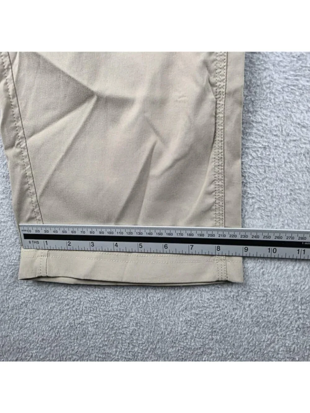 Duluth Trading Co Mens 36 x 30 Dry On The Fly Flex Khaki Cargo Pants Hiking Trav