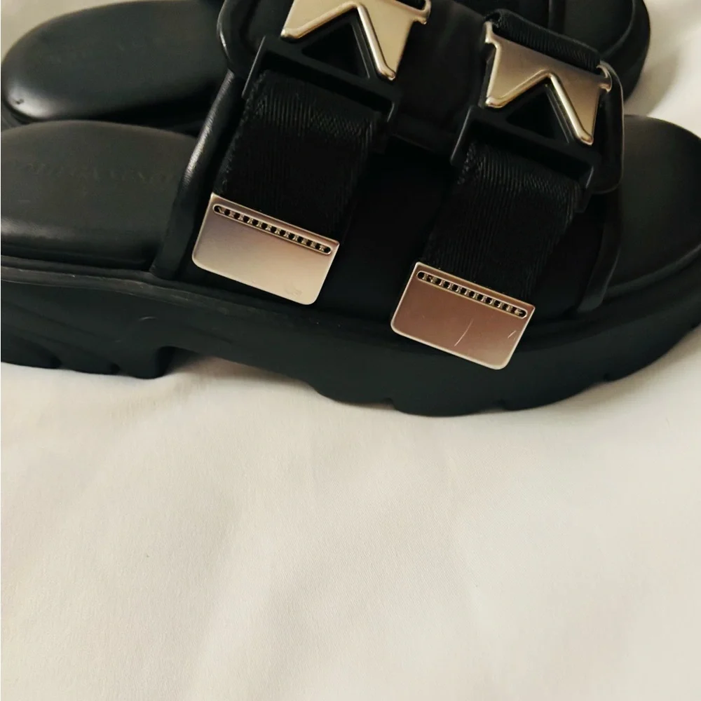 Bottega Veneta black straps