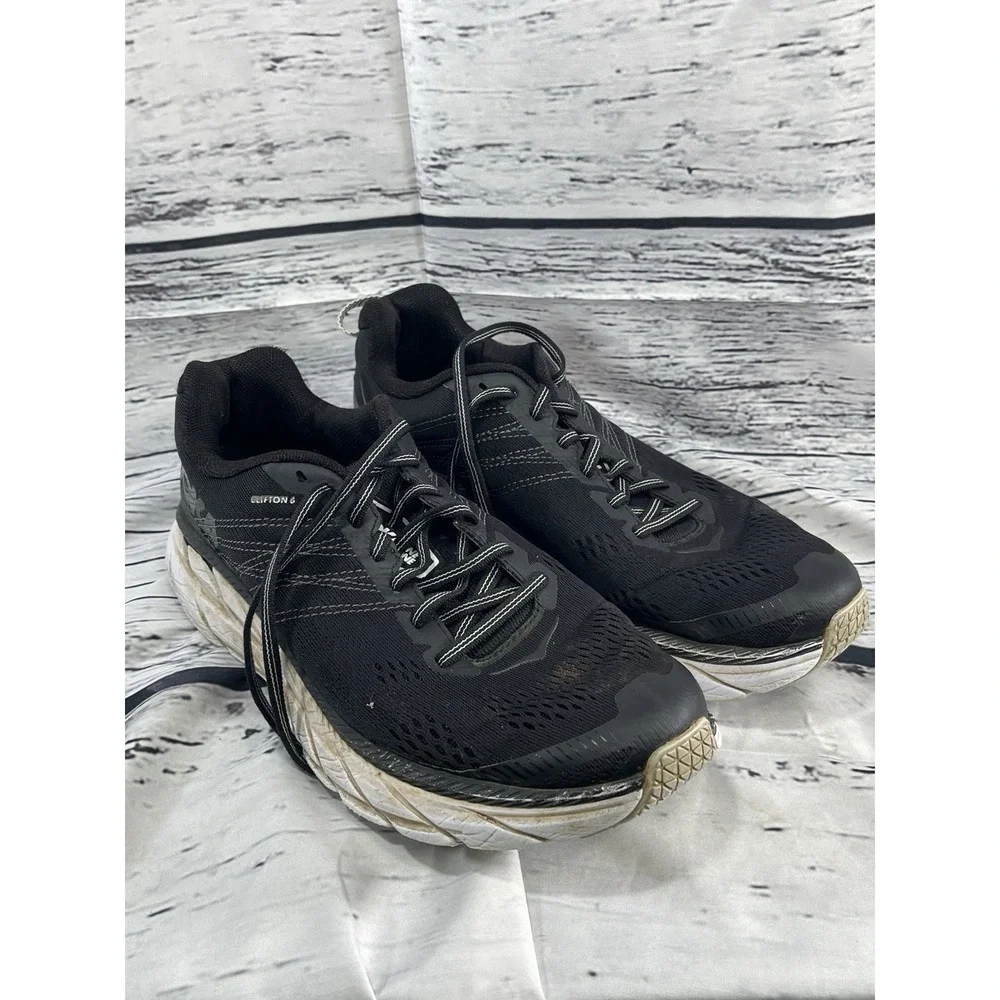 Hoka One One preowned good