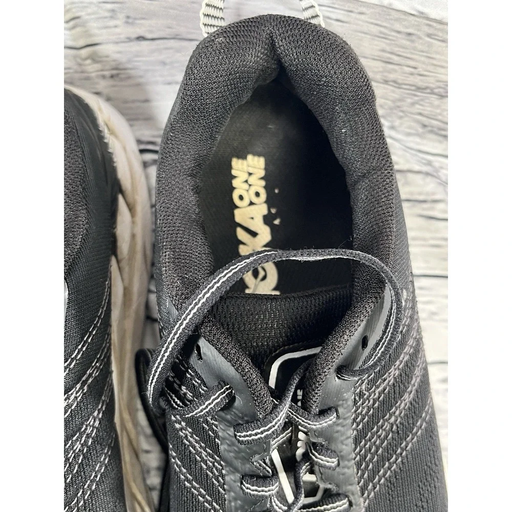 Hoka One One preowned good