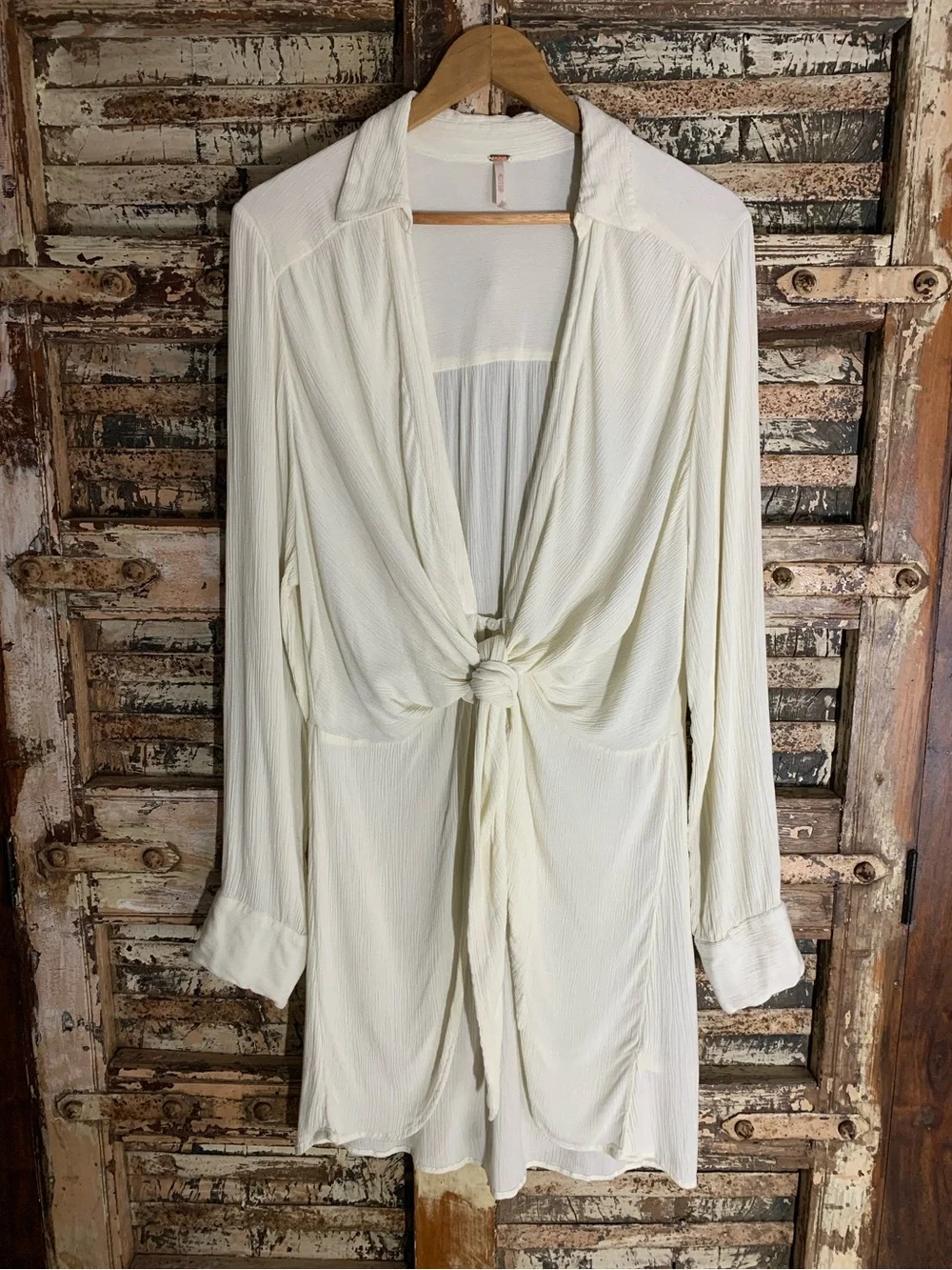 Free People Worlds Apart Cream Tie-Front Long Sleeve Tunic Cover Up, Duster, XL