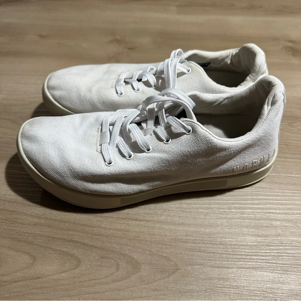 NOBULL Canvas Trainer Mens‎ 9 Womens 10.5 White Low Top Gym Sneakers Training
