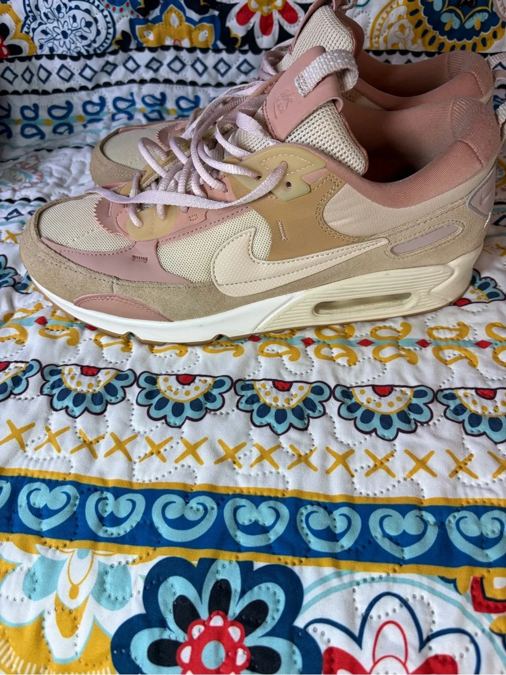 Nike low top