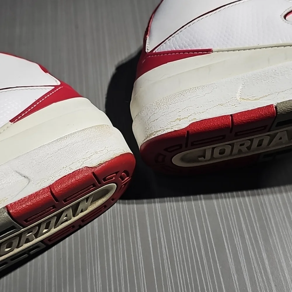 Air Jordan 2 Retro ‘White Varsity’ BG Size 6.5Y 395718-102 Chicago Air Max Force