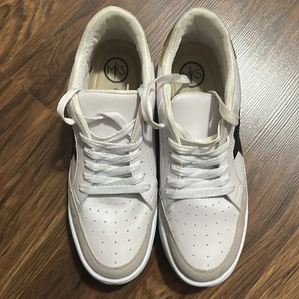 Maker’s MIEL‎ Tennis Shoes