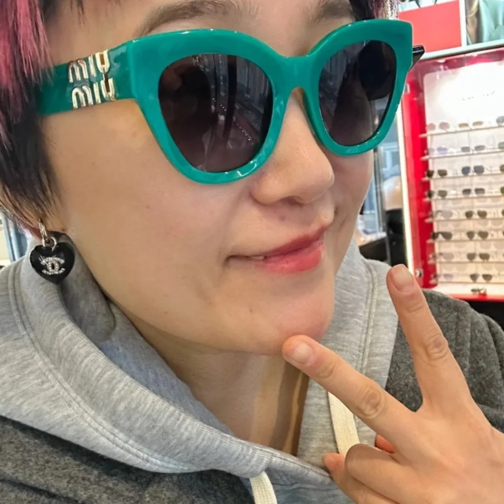 Miu Miu step out
