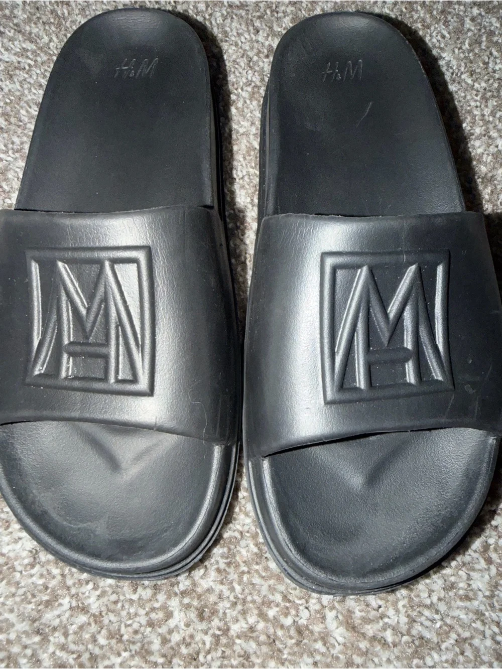 H&M two pairs