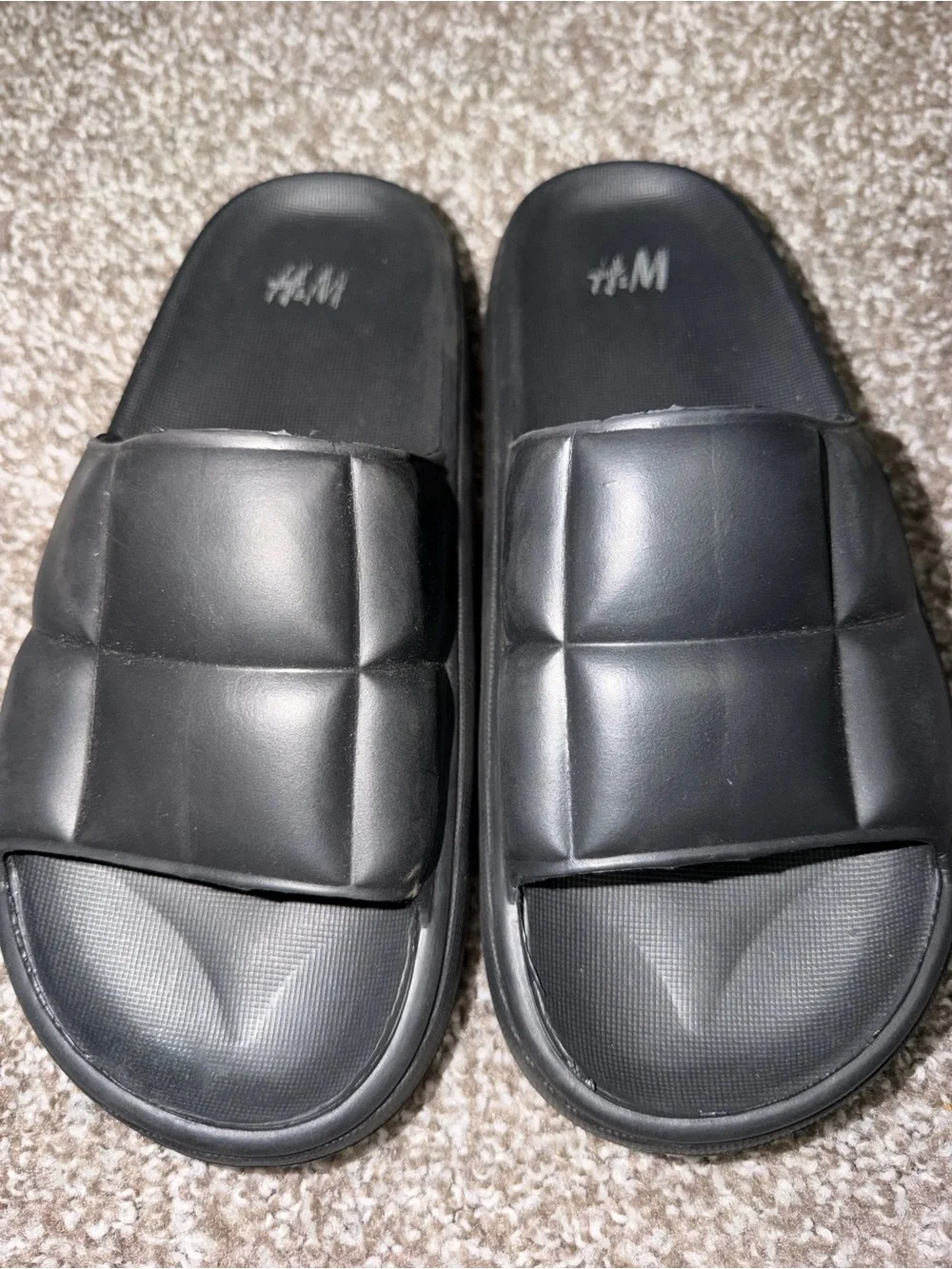 H&M two pairs
