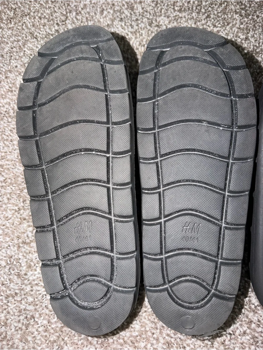 H&M two pairs
